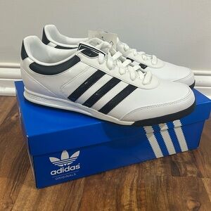 NWT Adidas Originals